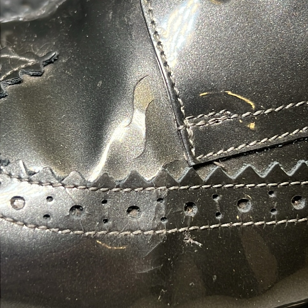 Browns Couture metallic wing tip brogue shoes. Size 8. - Picture 9 of 10